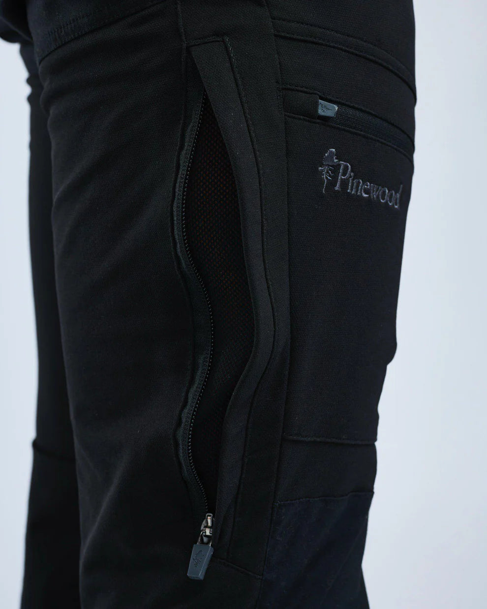 Pinewood® Finnveden Hybrid Broek 5304